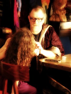 חוגגים יום הולדת במרתף הקוסם