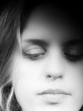 יפות יפות השוליות של הקוסם