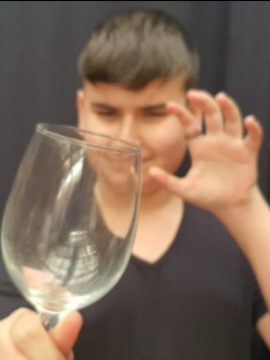 אני צריך חתול מהקהל