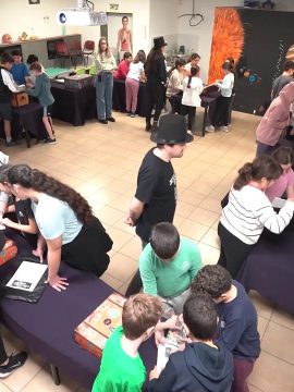 יומו של מתפעל חדר בריחה נייד